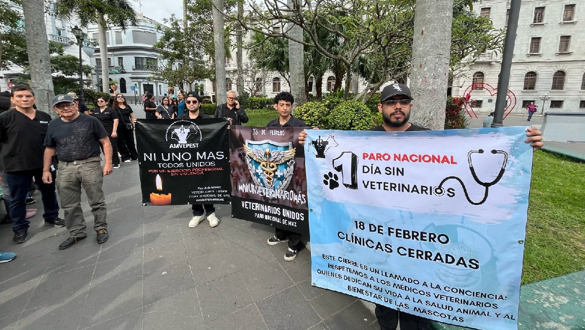 Se manifiestan veterinarios en Tampico tras asesinato de colega. (Yazmín Sánchez)