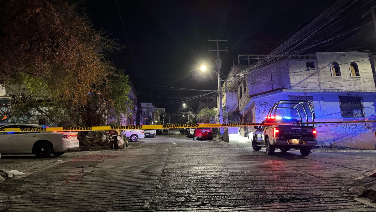 Los cuerpos fueron encontrados en el cruce de las calles Ampliación Loma Larga y Pronasol | Marcela Cuevas