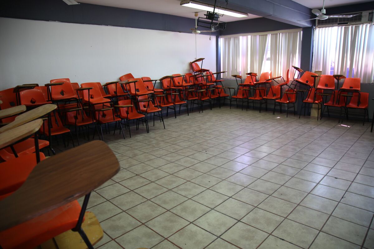 Querétaro prohíbe celulares en aulas para combatir distracción y ciberacoso | Cuartoscuro| Imagen de referencia
