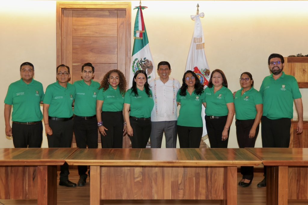 Salomón Jara estuvo presente en el cambio de dirigencia del STPEIDCEO. | Especial