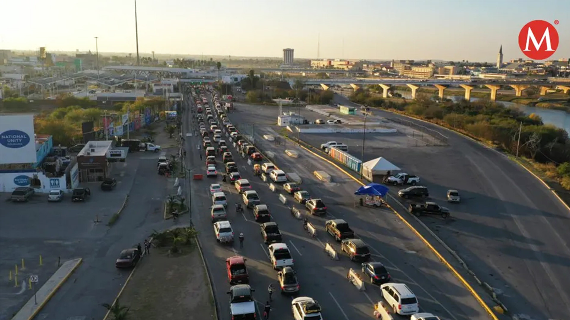 Caos en cruces fronterizos tras acuerdo entre México y EU