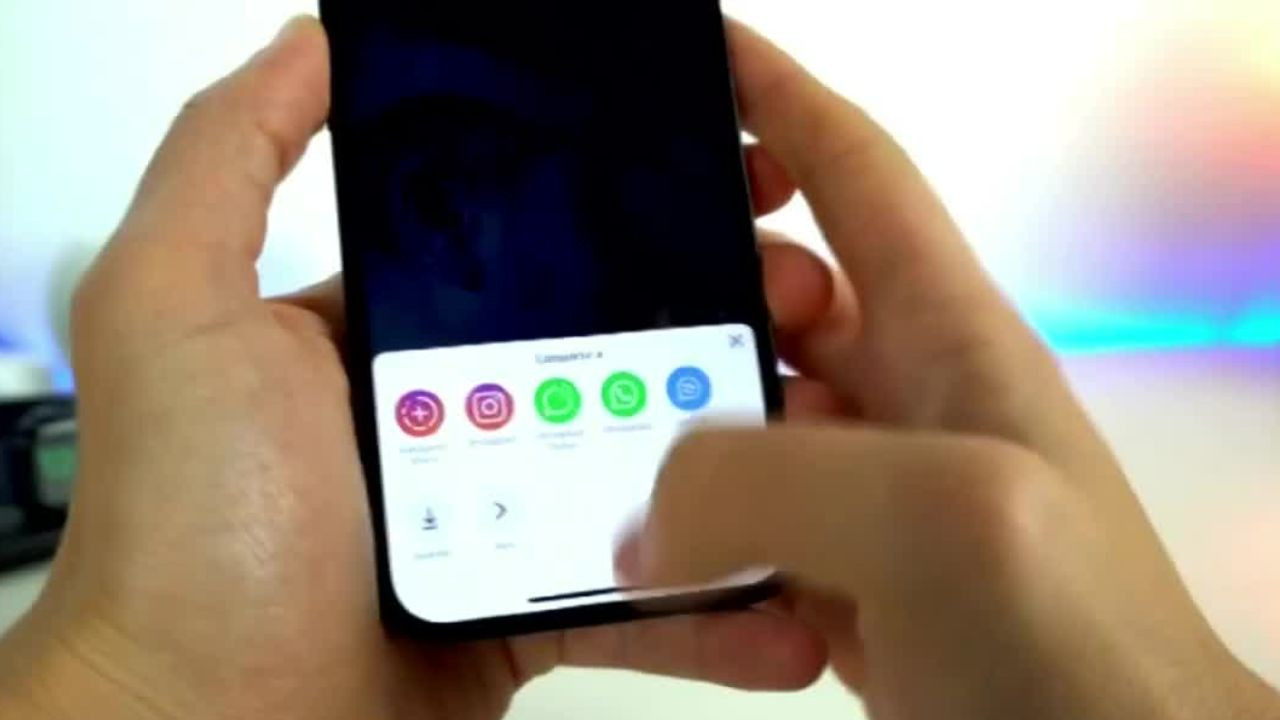 Prohíben uso de celulares dentro de escuelas en Querétaro para combatir salud de los estudiantes