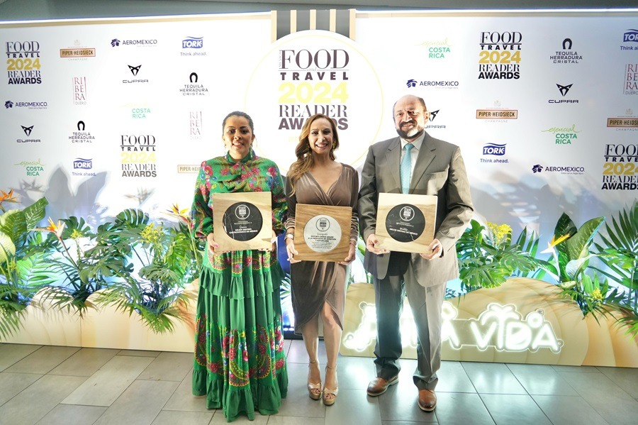 La secretaria de Turismo destacó que esta premiación confirma que Oaxaca es un destino imperdible.