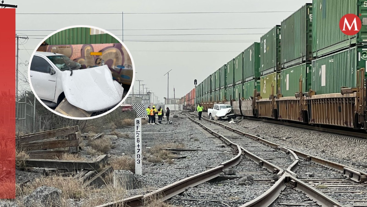 El tren circulaba del municipio de García hacia Apodaca cuando el conductor de la camioneta intentó ganar paso / Sandra González