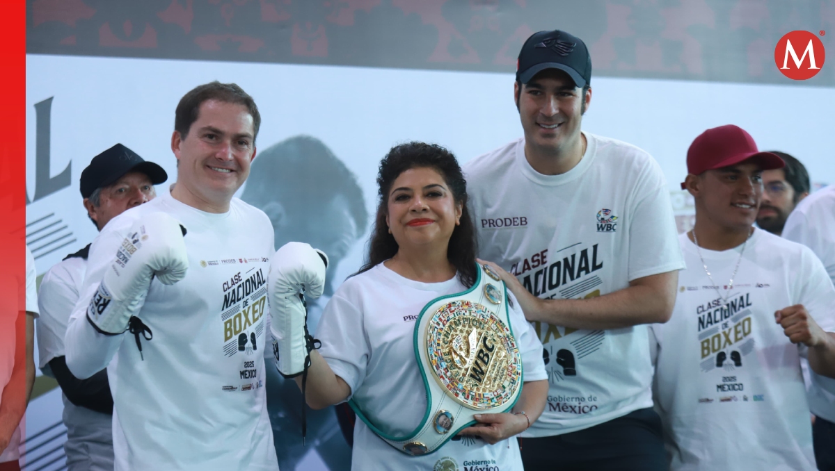Clara Brugada, Javier López Casarín y Miguel Torruco Garza en la clase de boxeo de AO. | Foto: Juan Carlos Bautista.