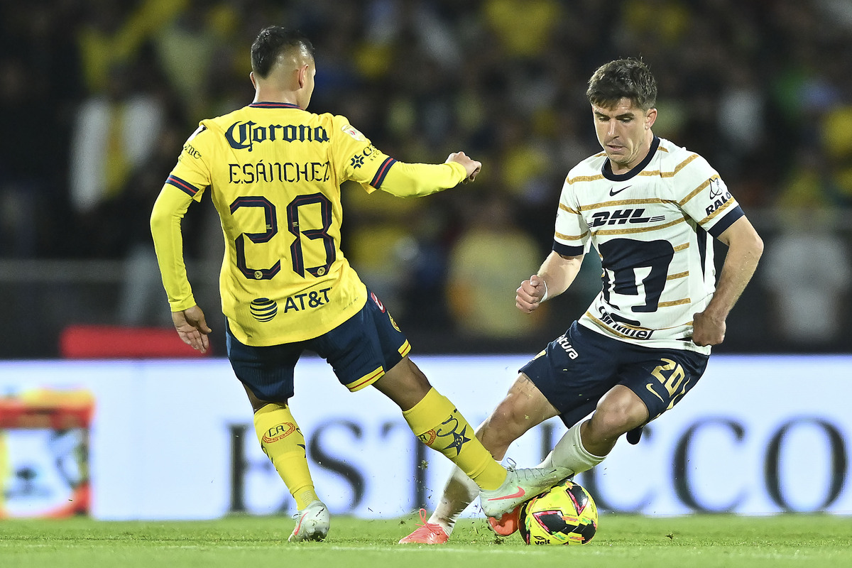 Pelea entre aficionados de Pumas y América en el Clásico Capitalino ...