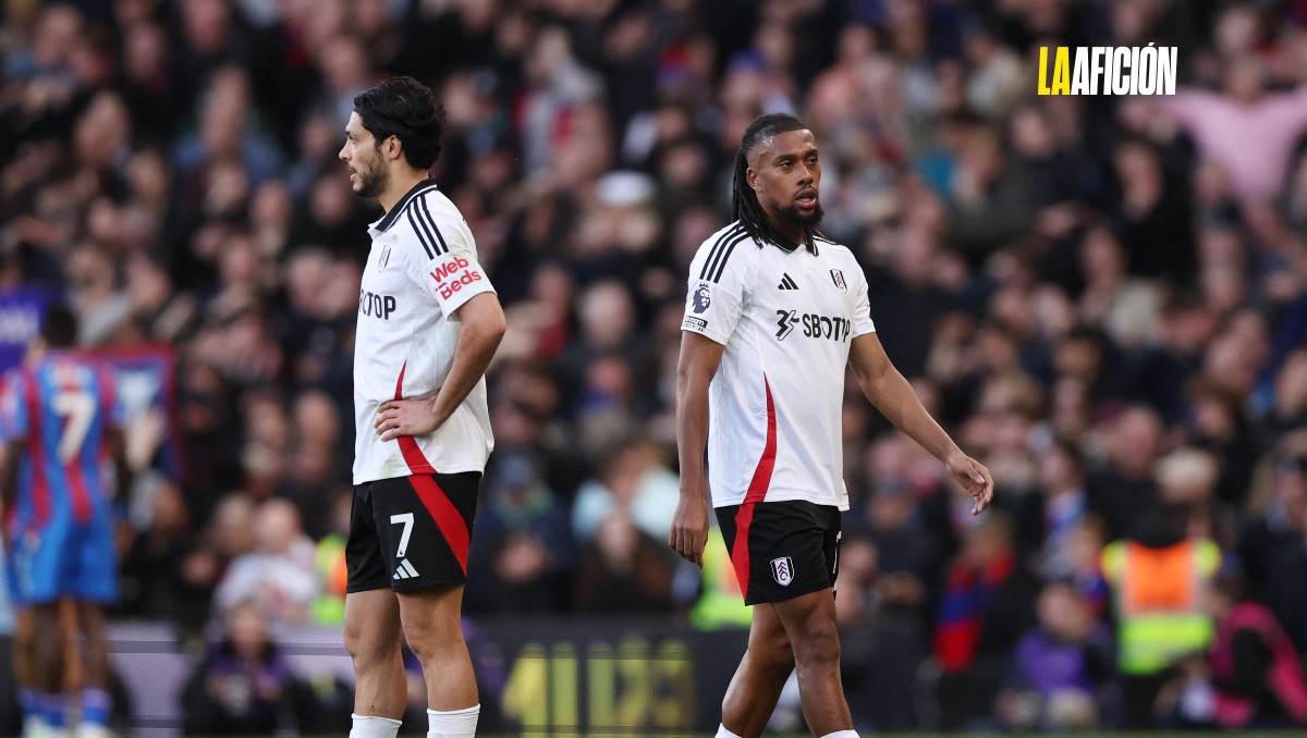 Raúl Jiménez y el Fulham caen ante el Crystal Palace en la Premier League (Reuters)