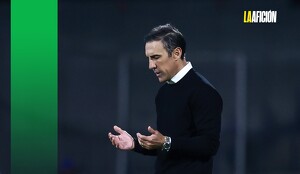 Vicente Sánchez terminará el torneo al frente de Cruz Azul, según confirmó Víctor Velázquez.