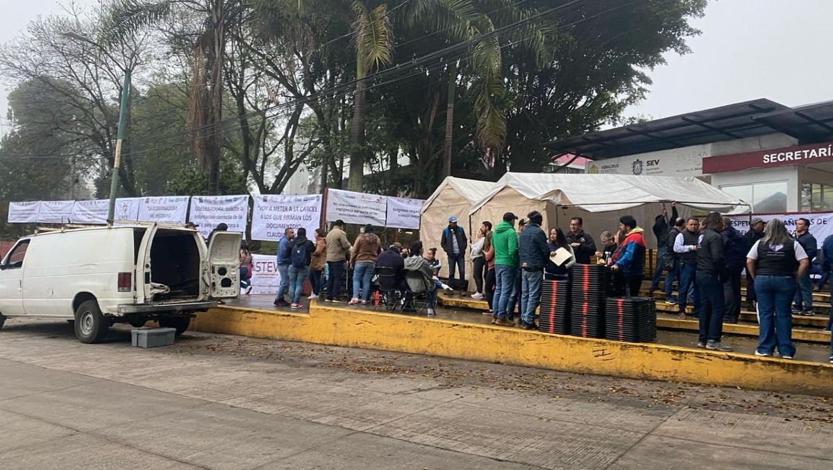 La SEV, por su parte, implementará el programa El maestro al aula para reubicar al personal y mitigar el déficit de docentes en el estado. | Especial