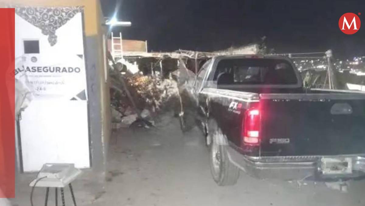 Asesinan a hombre en Metepec; abandonan su cuerpo en camioneta. | Especial