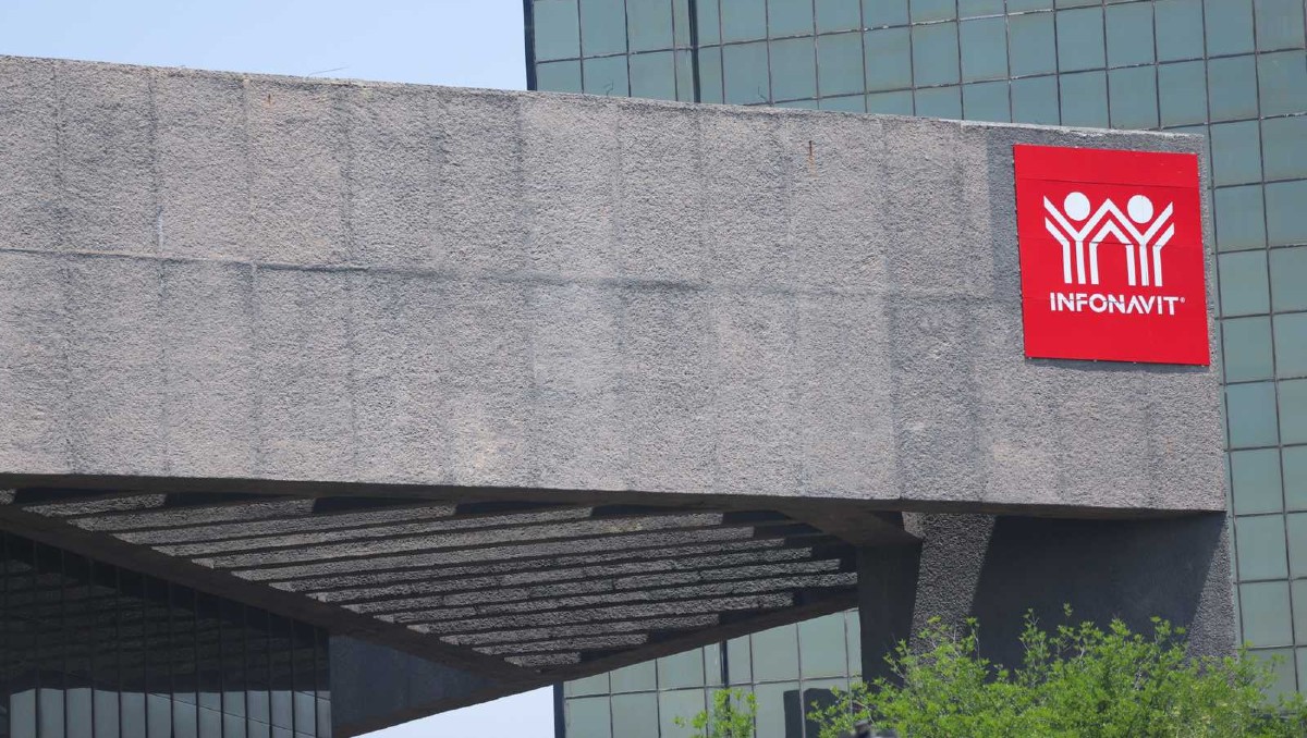 El edificio de Infonavit se ubica en el centro de Monterrey / Jorge López