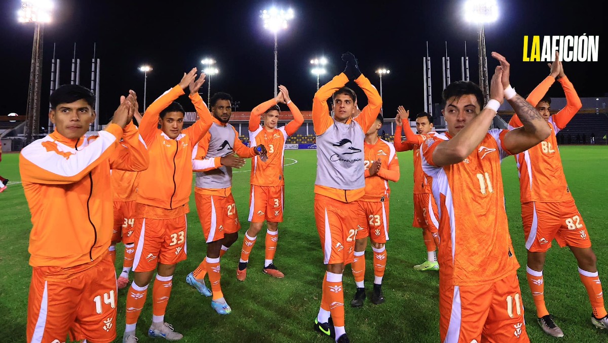 Jugadores de Correcaminos de la UAT.