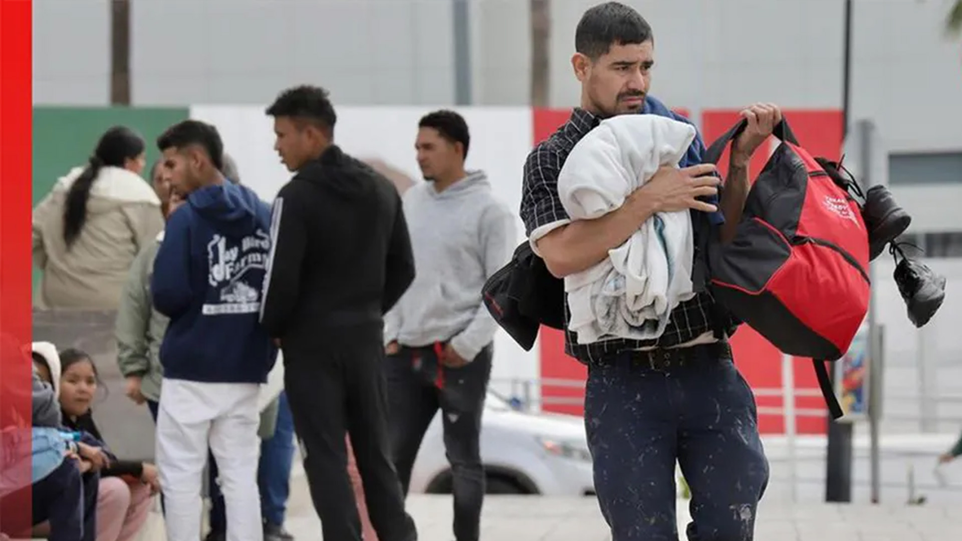 Sector empresarial abre 50 mil vacantes para deportados; 7 mil son en Nuevo León
