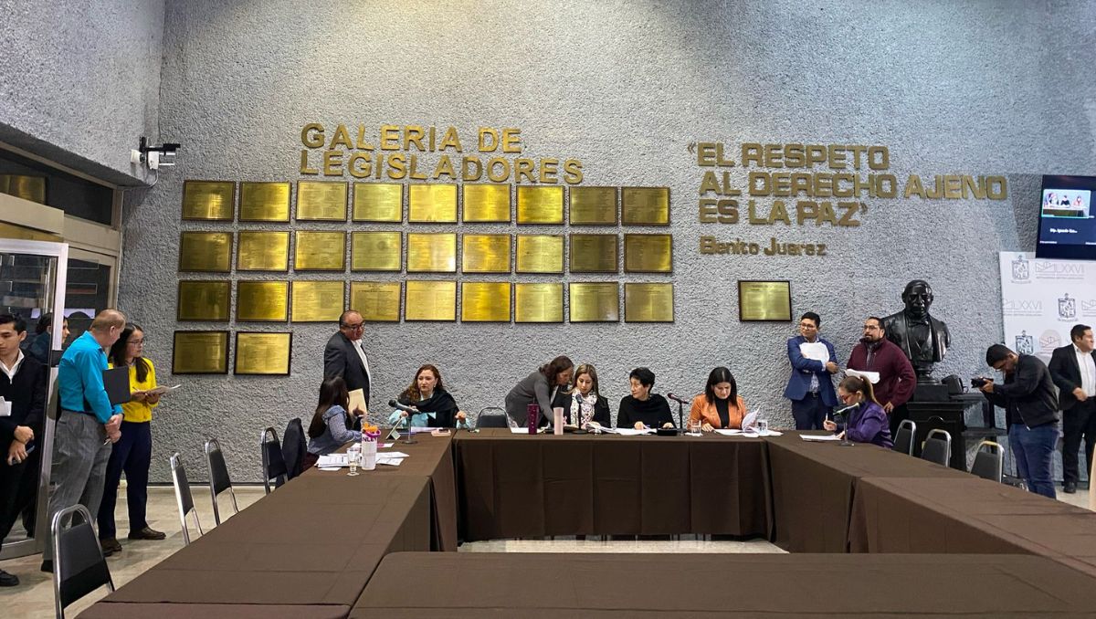 Comisión de Puntos Constitucionales aprobó, en primera vuelta, la iniciativa | Kevin Recio