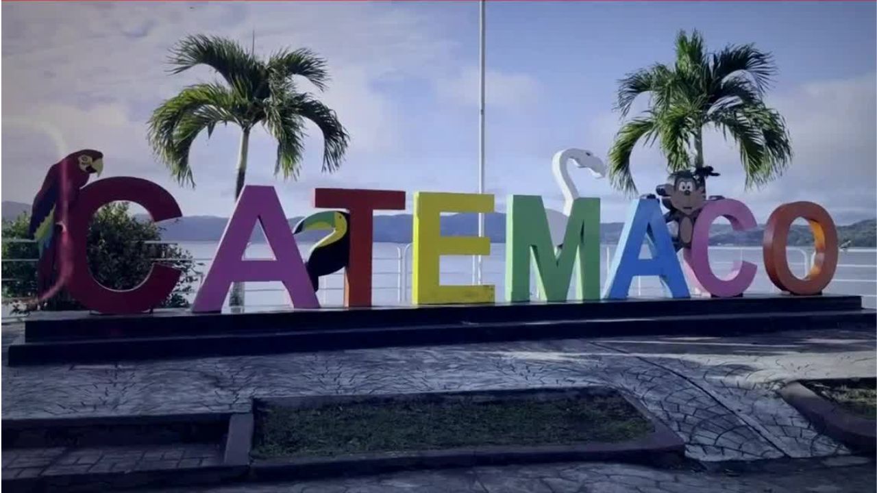 Continúa la polémica construcción de la iglesia de satanás en Veracruz