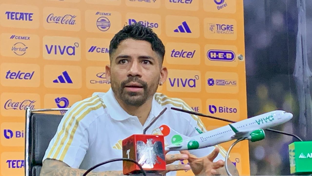 Javier Aquino considera injustos los abucheos en el Volcán: "eso no suma nada" (Roberto Flores)