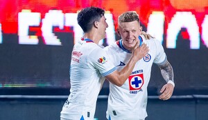 El polaco Mateusz Bogusz hizo un golazo para estrenarse como goleador en la Liga MX, en el partido Mazatlán vs Cruz Azul en la jornada 10 del Clausura 2025