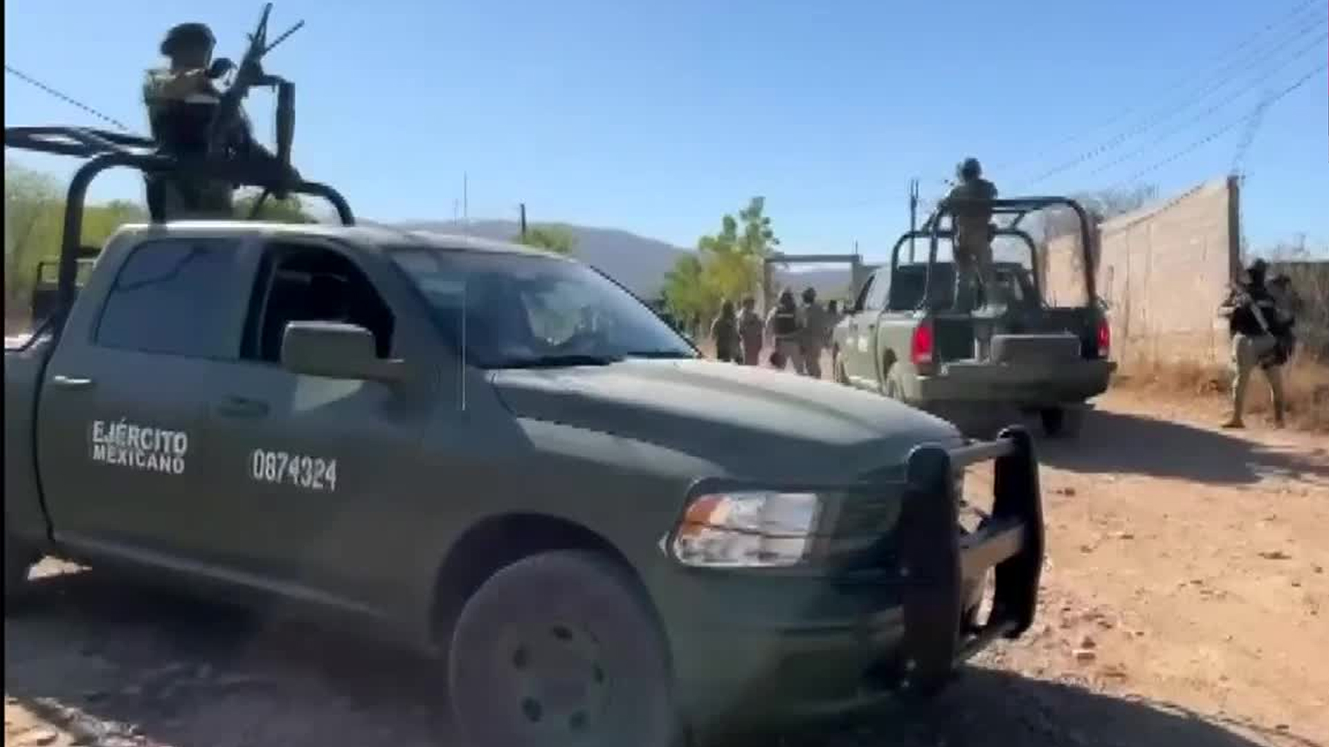 Comando armado secuestra a tres policías en Culiacán, Sinaloa