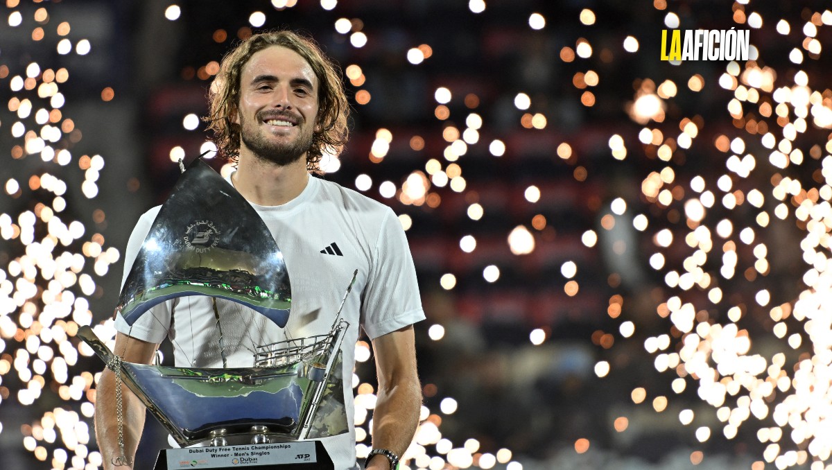 Stefanos Tsitsipas gana en Dubái su primer título ATP en casi un año (AFP)