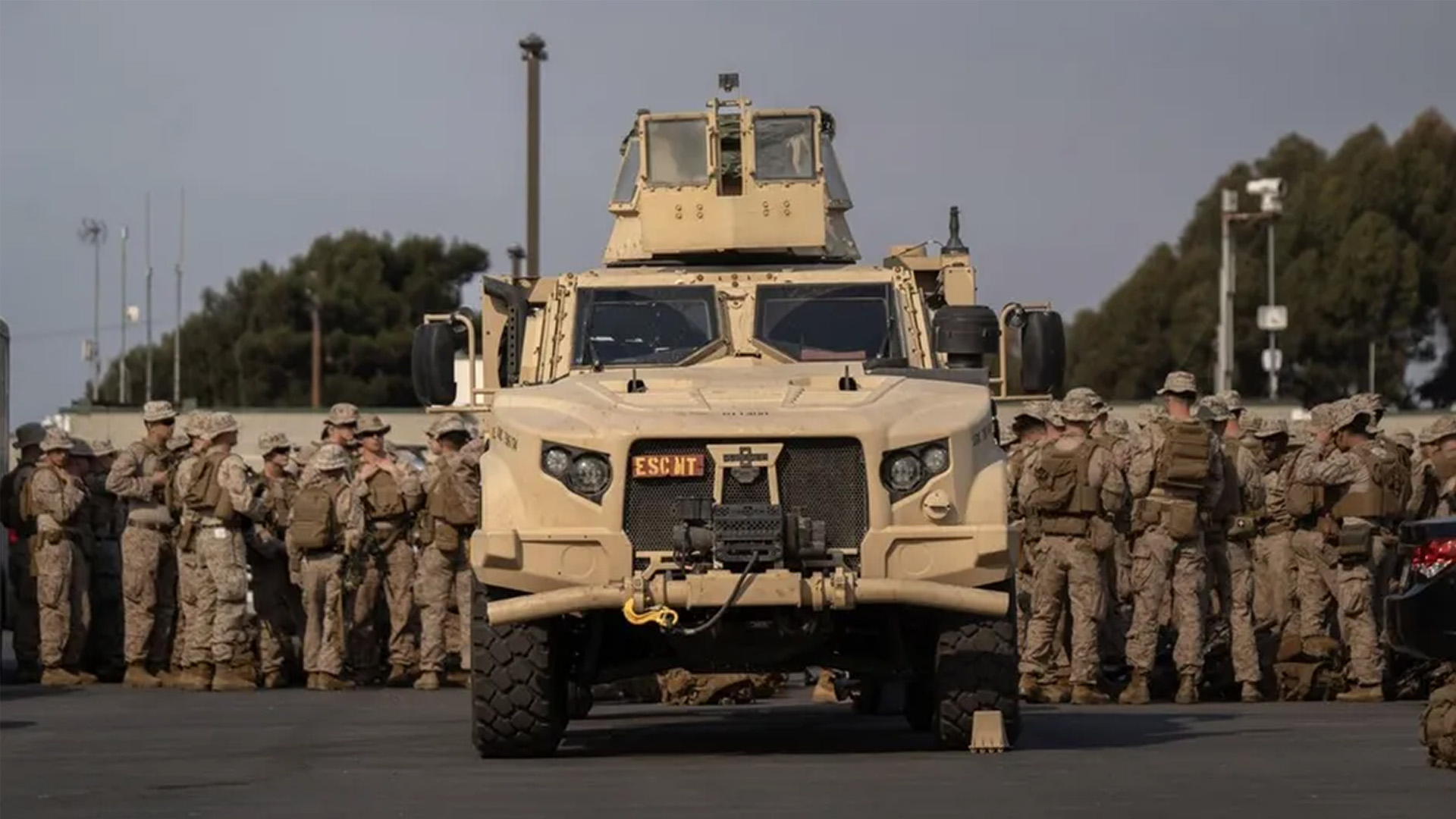 Estados Unidos despliega otros 3 mil militares en la frontera sur con México