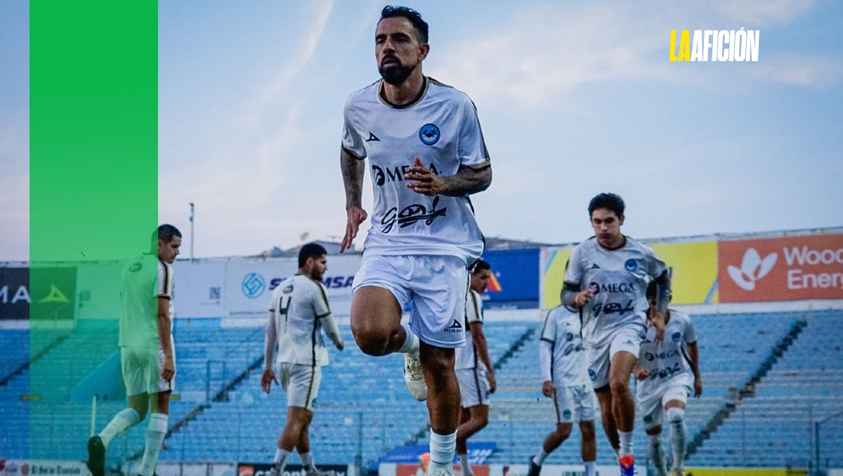 Alonso Escoboza se incorporó a la Jaiba Brava.