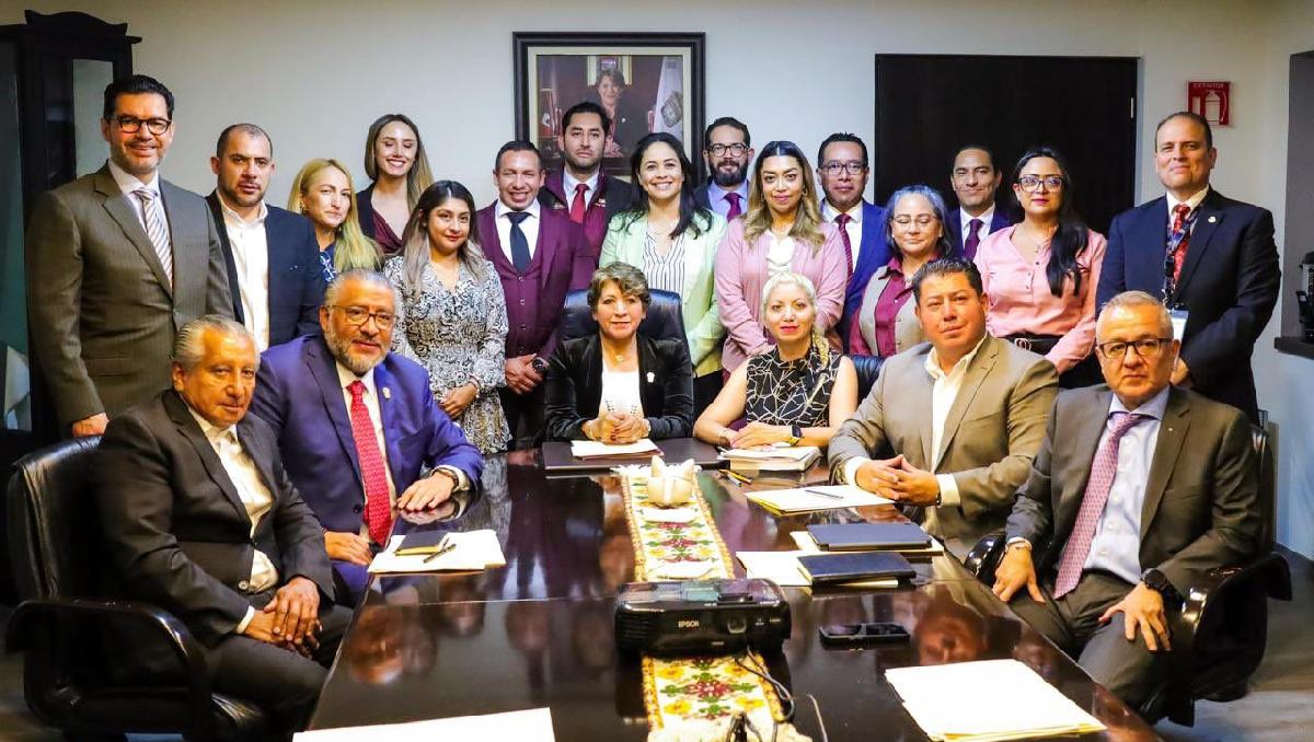 Delfina Gómez se reúne con la secretaria de Salud, Macarena Montoya. Foto: (Especial)