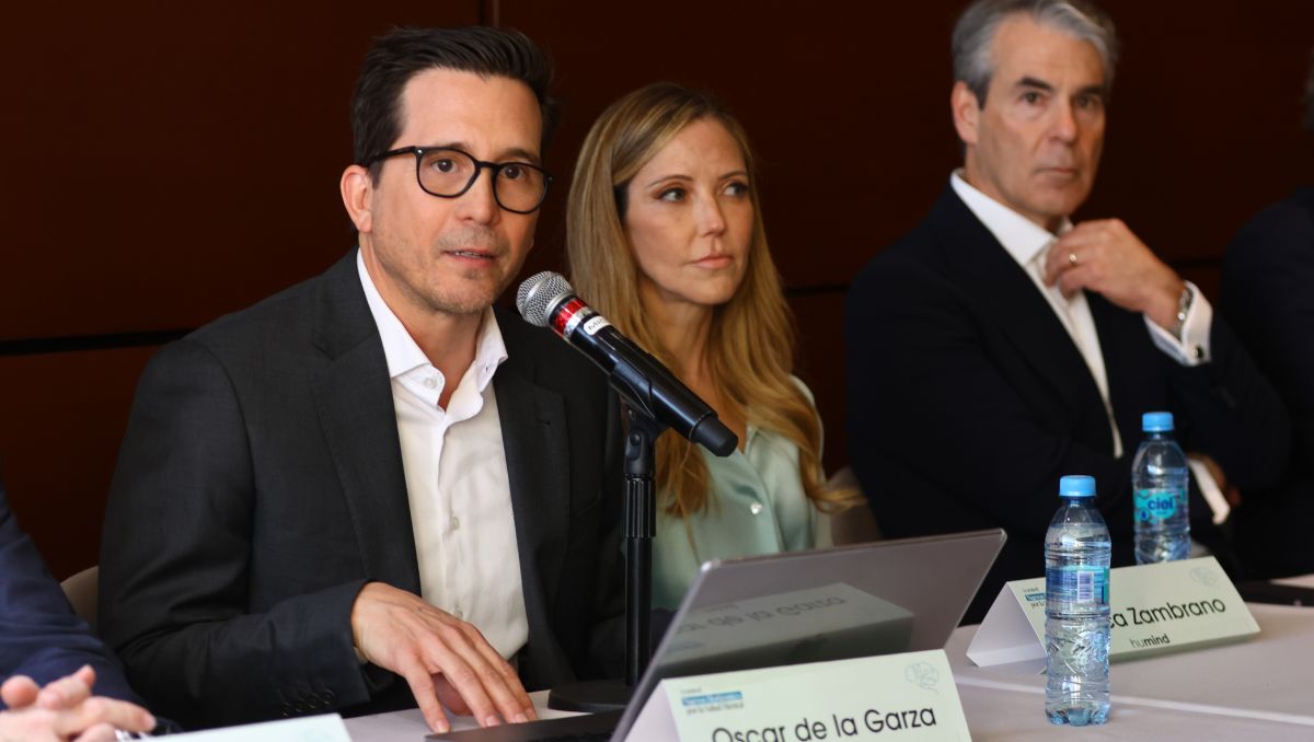 Óscar de la Garza y su esposa, fundadores de Humind. Roberto Alanís