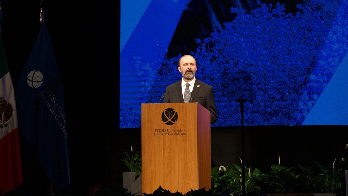 El rector Zatyrka ofreció su tercer informe de actividades a la comunidad del ITESO (Foto: Cortesía)