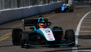 El piloto mexicano Ricardo Escoto se reportó listo para el inicio de temporada INDY NXT en el GP de San Petersburgo.