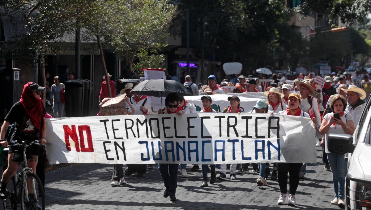Protesta contra termoeléctrica de Juanacatlán en Guadalajara (Fernando Carranza)