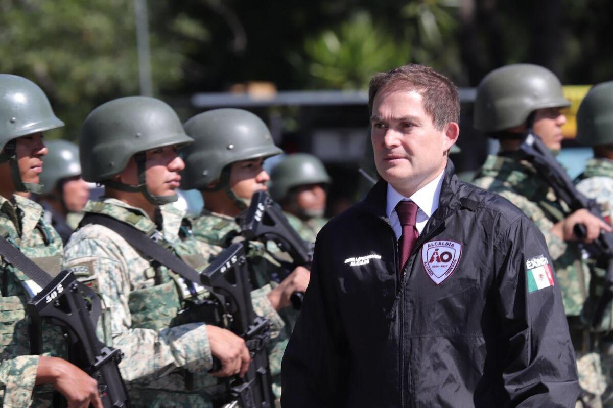El alcalde también reafirmó su compromiso para que las mujeres puedan transitar seguras. (Foto: @AlcaldiaAO)