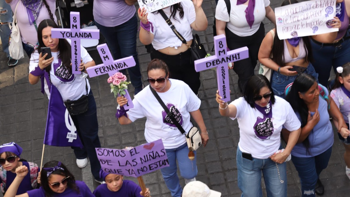 Marcha 8M en centro de Monterey / Luis Guerra