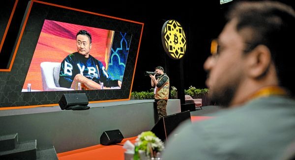 Ben Zhou, director ejecutivo de Bybit, participó en diciembre pasado en una mesa redonda sobre bitcóin