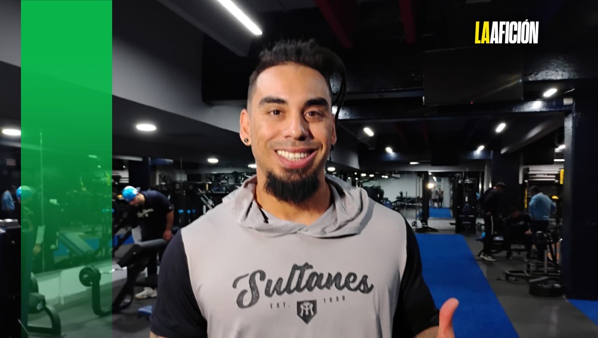 Sebastián Elizalde, jardinero de los Sultanes de Monterrey (Cortesía)