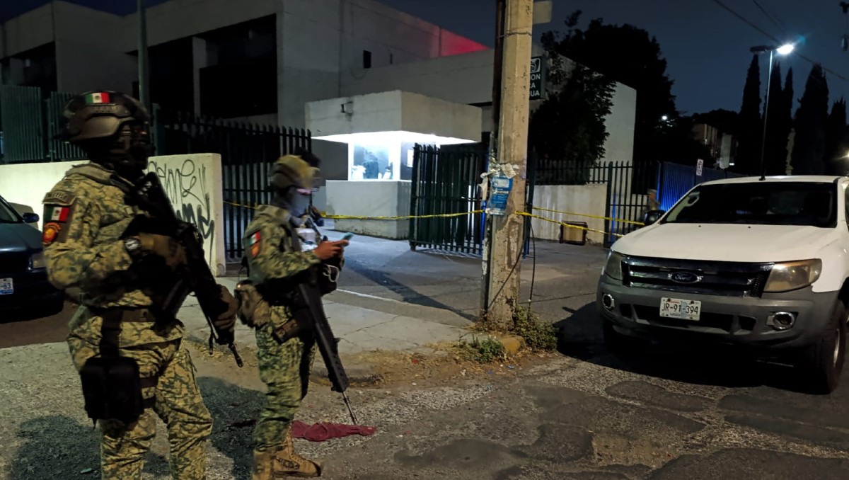 Vigilan clínica donde hombre murió tras ser llevado herido en Tlaquepaque (Vicente Torres Alfaro)