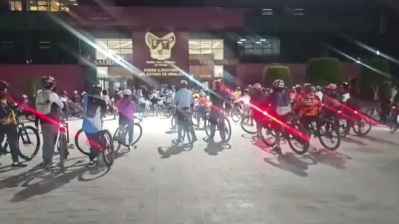 En Pachuca, con rodada, protestan por ciclista que murió atropellado por un tracto camión