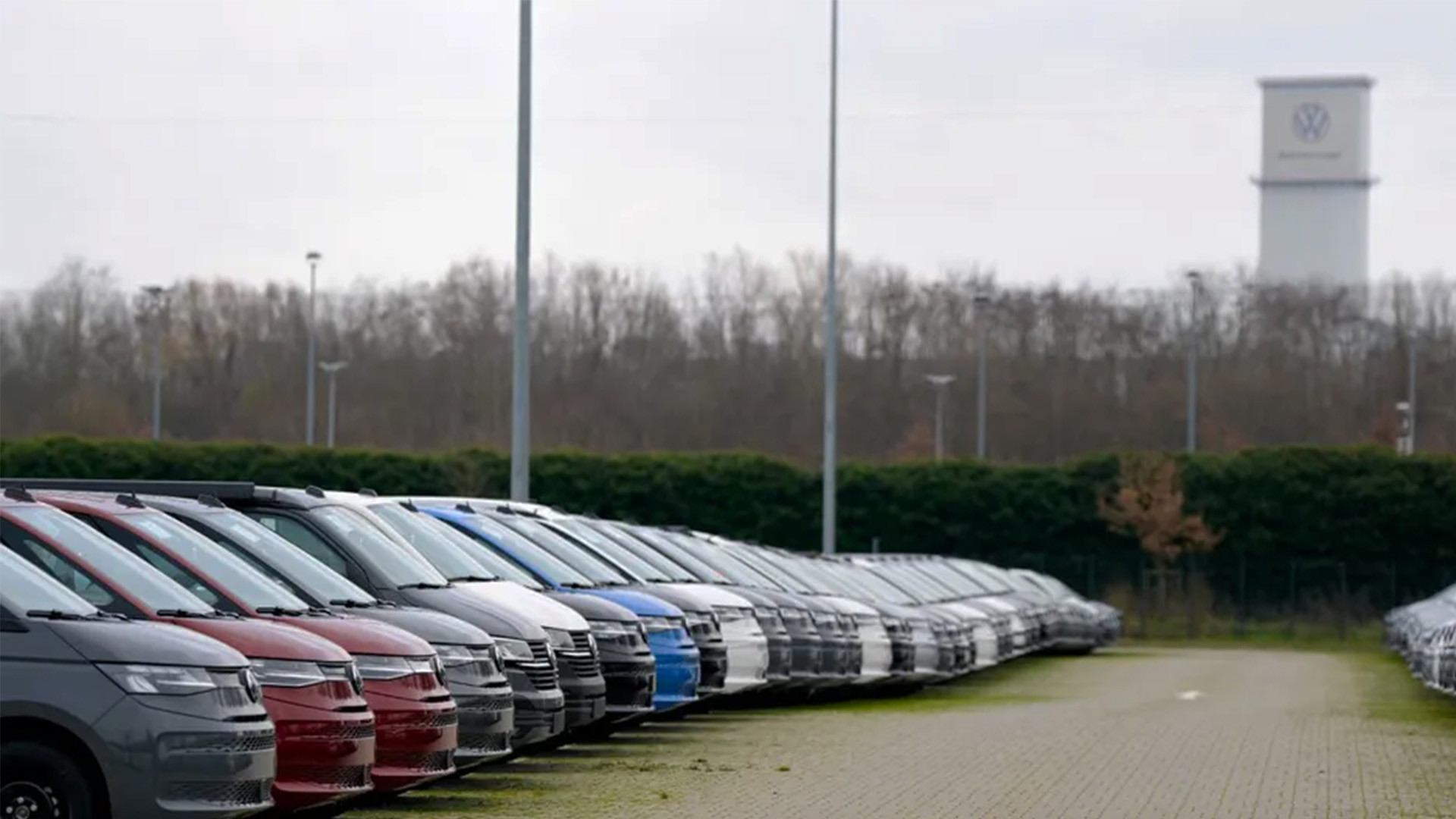 Volkswagen prepara planes alternativos por aranceles de EU