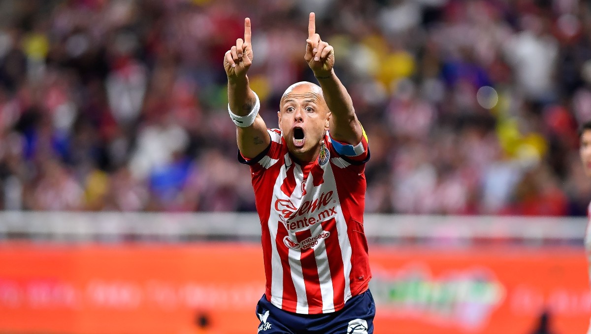 Javier Hernández Chicharito durante el juego de Chivas ante América (Mexsport)