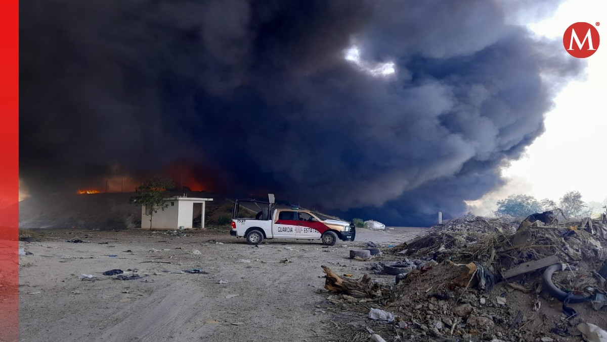 Atiende Guardia Estatal incendio en planta recicladora en Reynosa. (Cortesía)