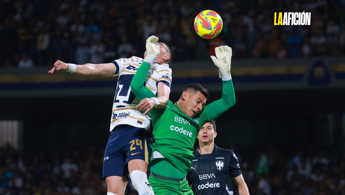 Gol anulado a Pumas contra Rayados causa polémica en CU (Imago7)