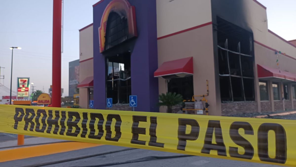 El siniestro logró ser controlado y evitaron que afectara las tuberías de gas natural |