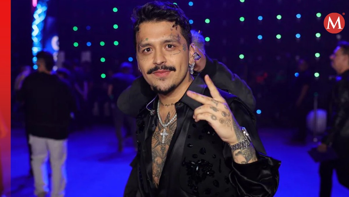 Christian Nodal se presentó en la Plaza de Toros México este 14 de marzo.