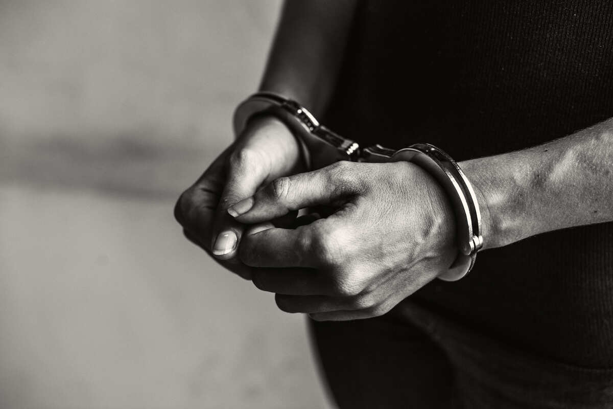 La condena por secuestro puede ascender hasta los 100 años bajo circunstancias específicas | Freepik