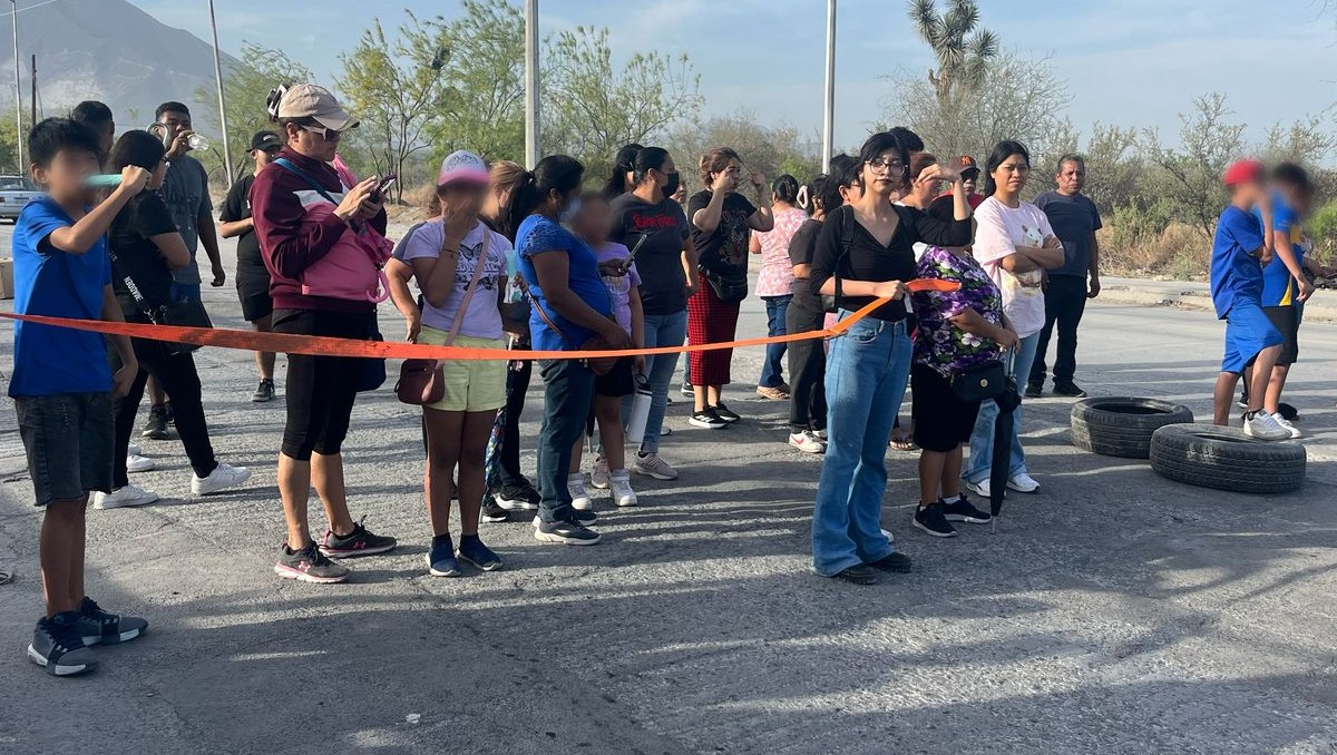 Los vecinos mencionaron que se les echó a perder la comida y medicamento que requiere refrigeración. Foto: Susana Paredes