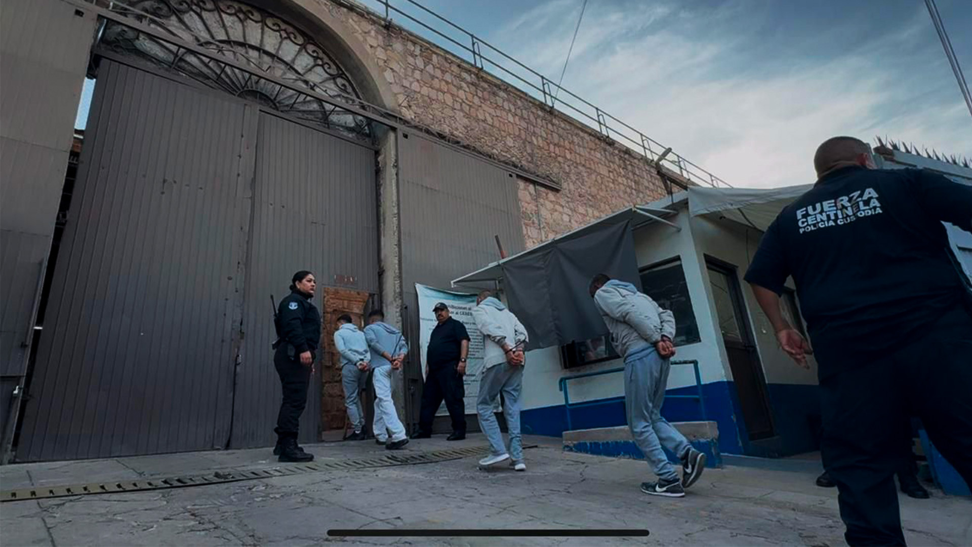 Trasladan a 89 reos del Cereso 1 al 2 en Chihuahua por sobrepoblación