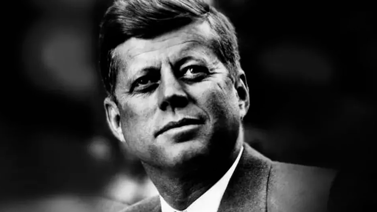 Trump publicará 80 mil archivos sin censura sobre el asesinato de John F. Kennedy