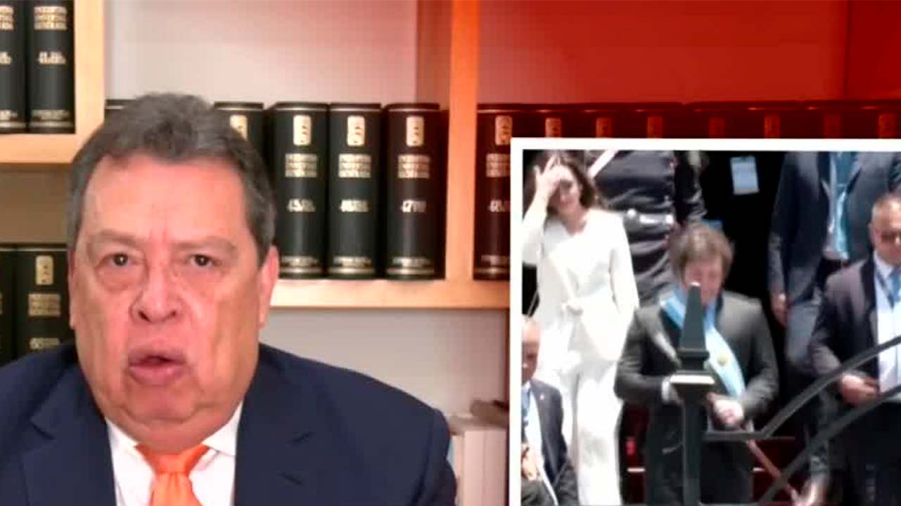 El escándalo de la criptomoneda de Argentina colocó a Milei en una crisis | La Política es Así