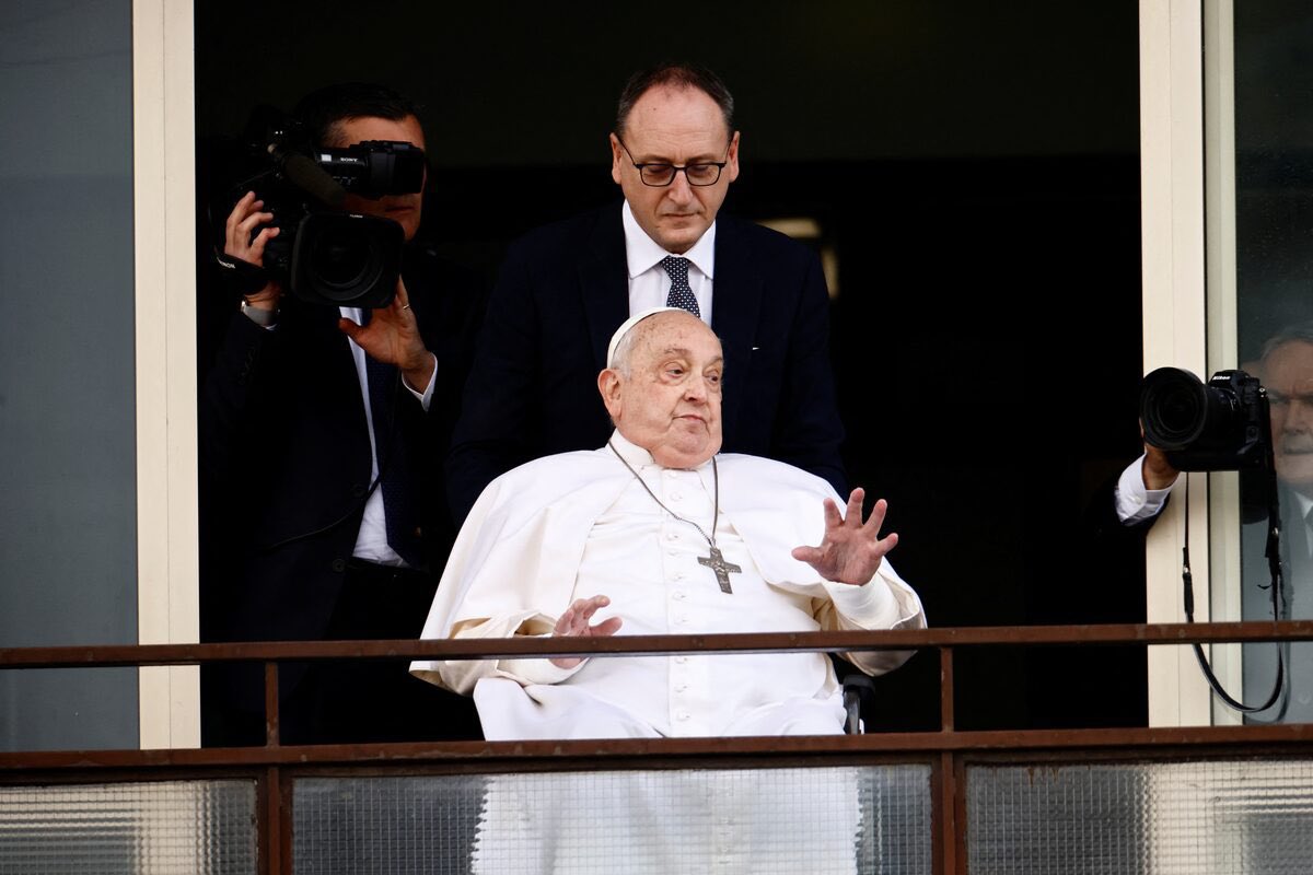 El Papa Francisco reapareció en público