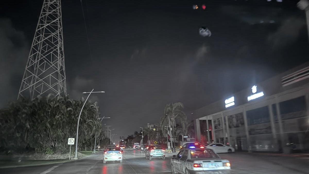 Apagón masivo deja sin luz a Cancún y seis municipios más en Quintana Roo
