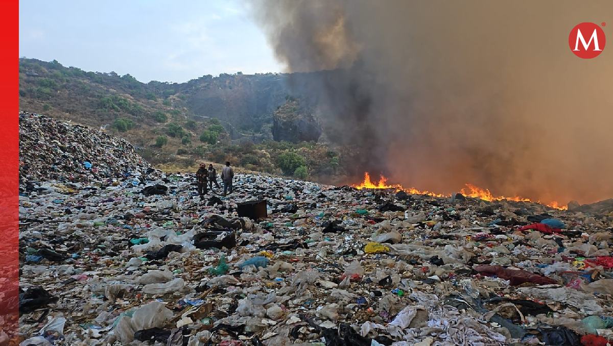 Incendio en vertedero de Chiconautla se expande por 2 mil metros cuadrados. Foto: (Especial)